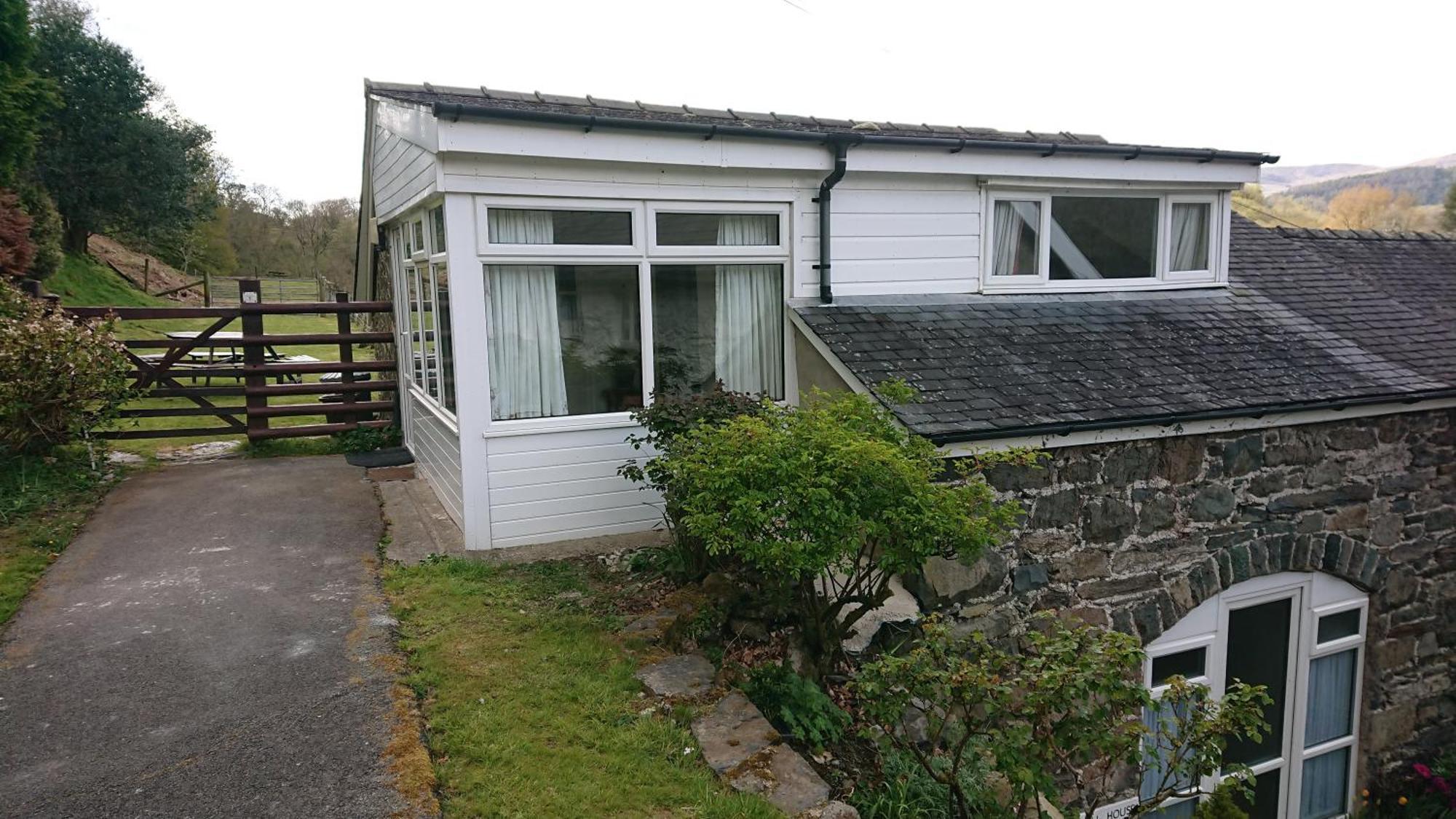 Abergwynant Farm Glamping & Apartments Dolgellau Esterno foto
